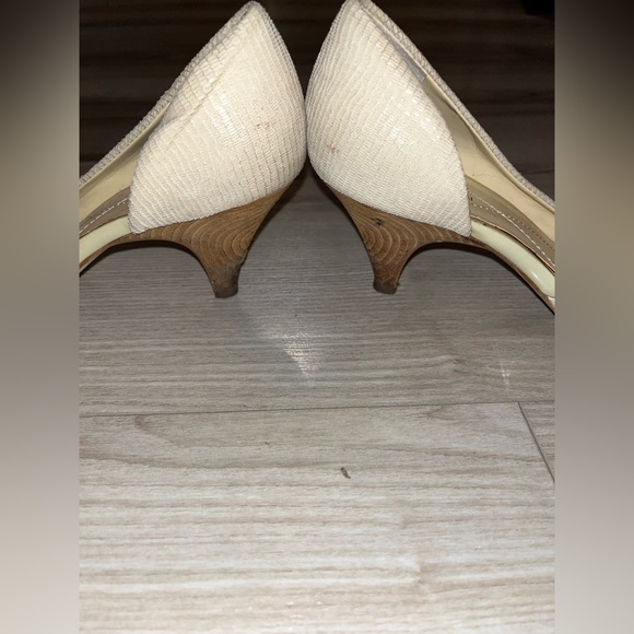 Rare Anne Klein Low Wooden Heels - GUC - Picture 5 of 5